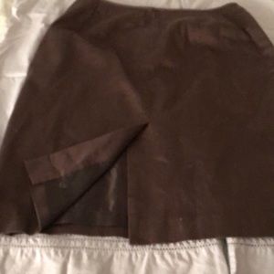 Women’s brown, lined skirt
